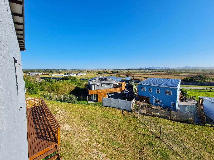 3 Bedroom Property for Sale in Paradise Beach Eastern Cape